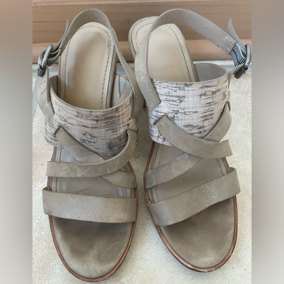 Johnston & Murphy Kayla Multi Bleached Cork/Taupe Leather Heel Shoe; size 7.5 - Picture 2 of 8